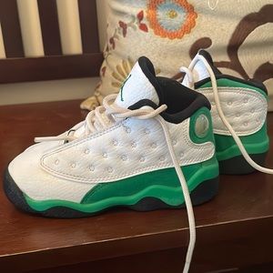 Jordan #13 White and Green Size 8C